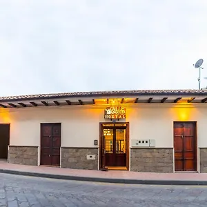 https://hostal-calle-angosta-ecuador.cuenca-hotels.com